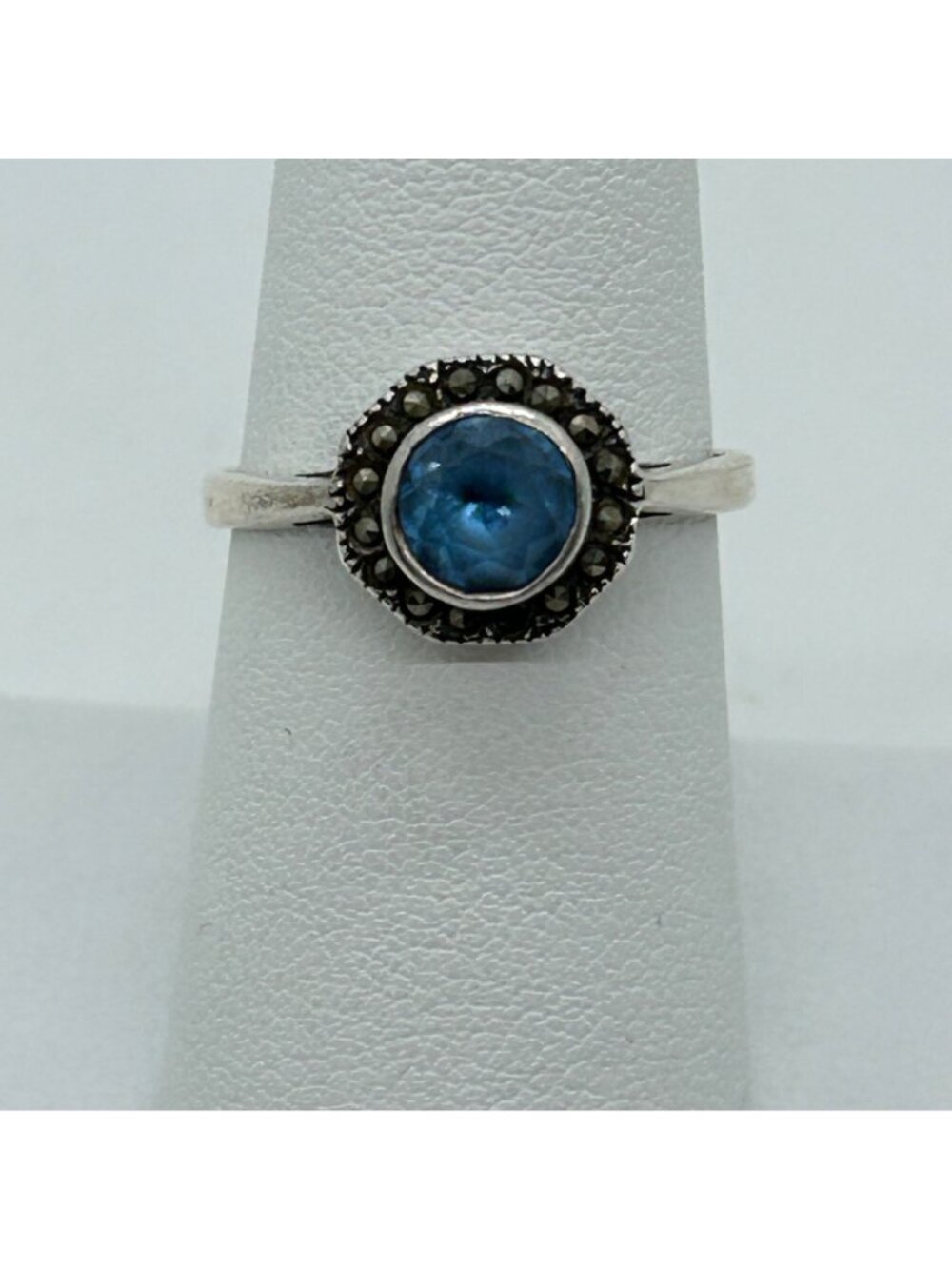 Vintage 925 Sterling Silver Blue Stone & Marcasite Halo Ring Size 6 - Picture 12 of 15